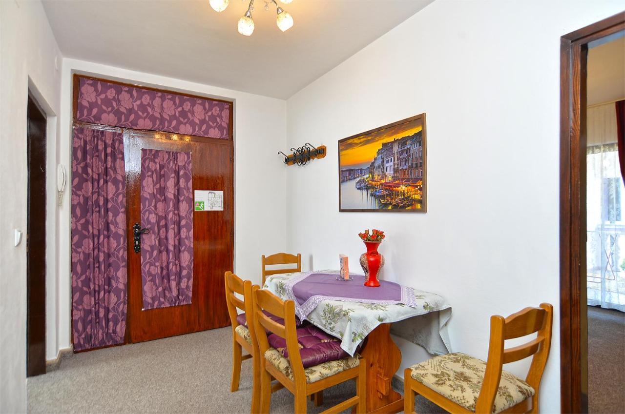 Apartments Anka 1223 Перой Екстериор снимка